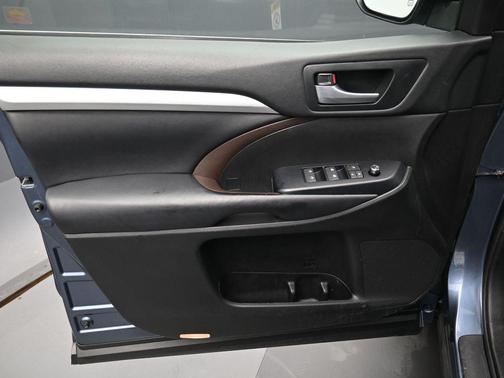 2018 Toyota Highlander Hybrid XLE