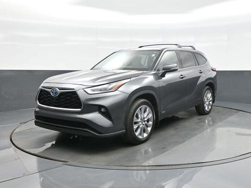2022 Toyota Highlander Hybrid Limited