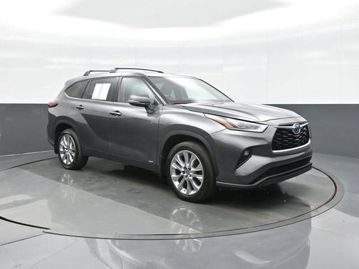 2022 Toyota Highlander Hybrid Limited