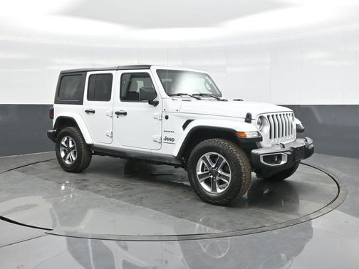 2023 Jeep Wrangler 4-Door Sahara 4x4