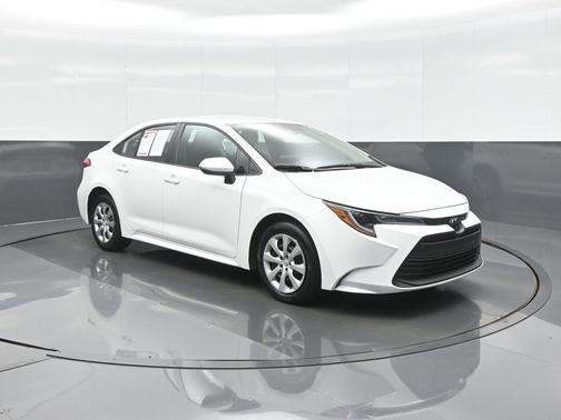 Ice 2025 Toyota Corolla LE