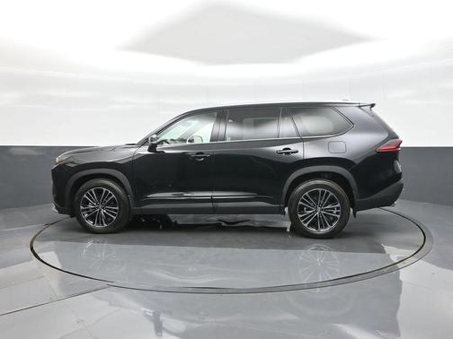 Midnight Black Metallic 2026 Toyota Grand Highlander Hybrid Platinum MAX