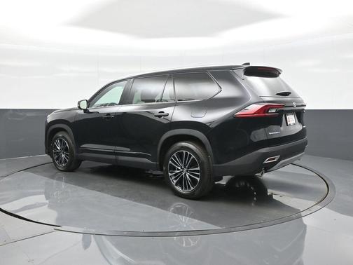 Midnight Black Metallic 2026 Toyota Grand Highlander Hybrid Platinum MAX