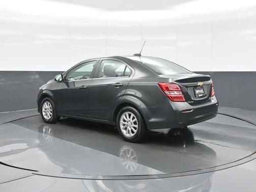 Nightfall Gray Metallic 2020 Chevrolet Sonic FWD Sedan LT