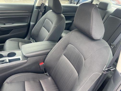 2022 Nissan Altima 2.5 S