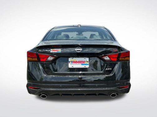 Black 2026 Nissan Altima 2.5 SR