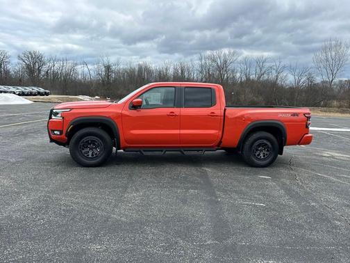 2025 Nissan Frontier PRO-4X