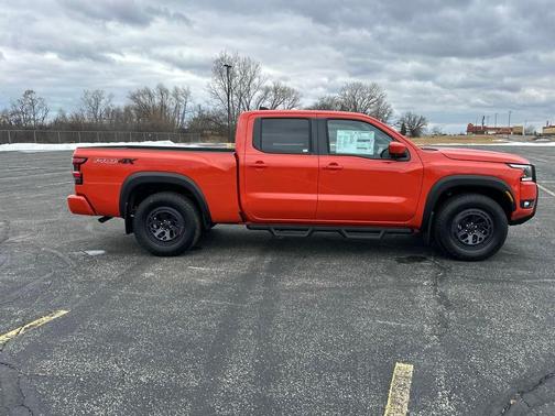 2025 Nissan Frontier PRO-4X