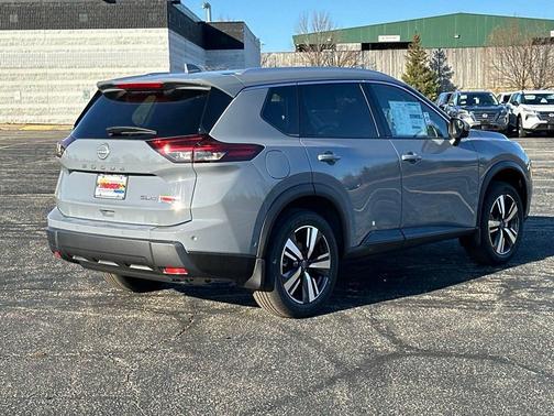 2025 Nissan Rogue SL