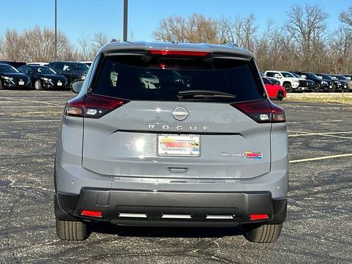 2025 Nissan Rogue SL