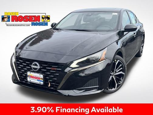 2025 Nissan Altima SR