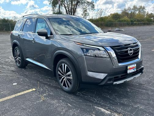 2025 Nissan Pathfinder Platinum