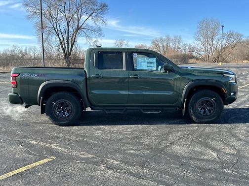 2025 Nissan Frontier PRO-4X