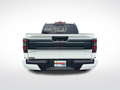 Glacier White 2025 Nissan Frontier PRO-4X