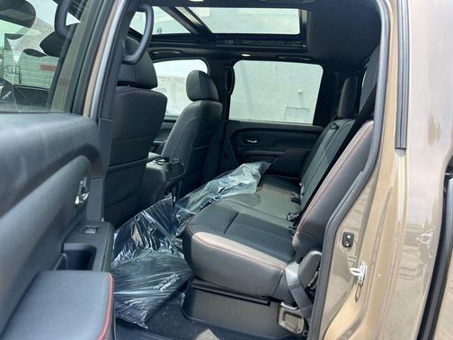 2024 Nissan Titan PRO-4X