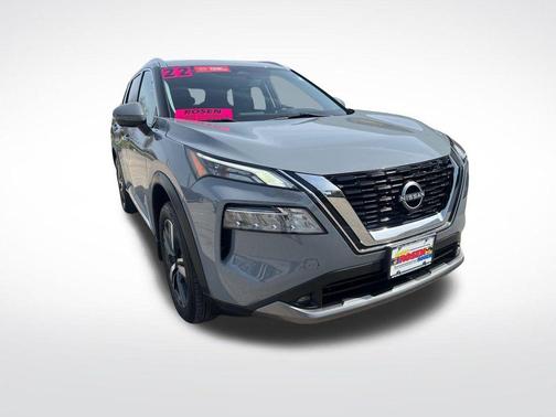 2022 Nissan Rogue SL