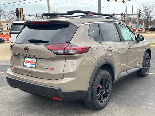 2025 Nissan Rogue Rock Creek