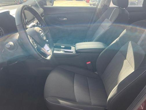 Rosewood Metallic 2023 Nissan Sentra SV