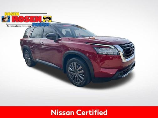 2023 Nissan Pathfinder SL