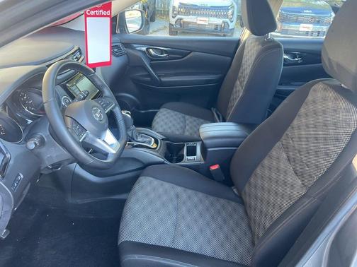 2021 Nissan Rogue Sport SV