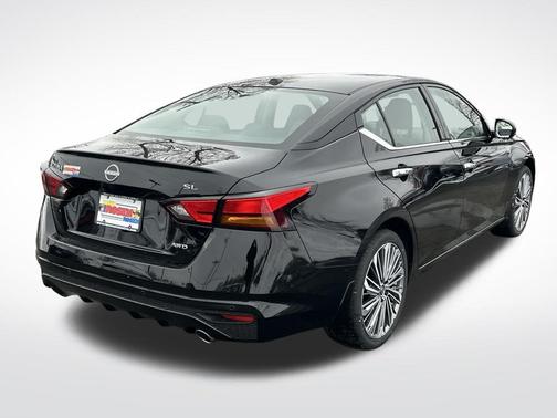 2025 Nissan Altima SL