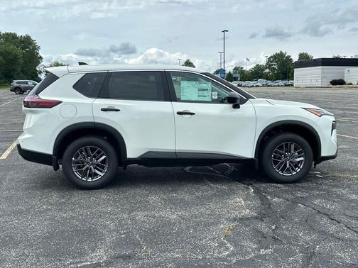 2026 Nissan Rogue S