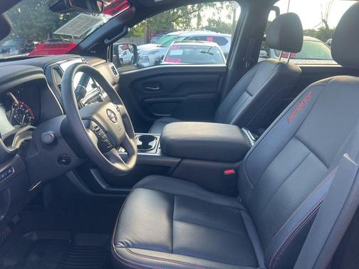 2024 Nissan Titan PRO-4X