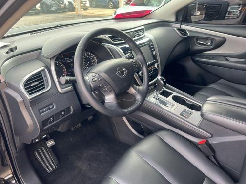 2022 Nissan Murano SV