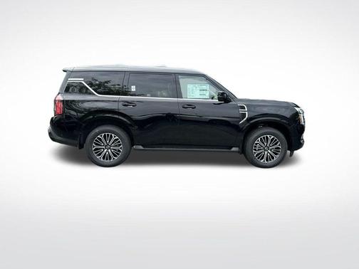 2025 Nissan Armada Platinum