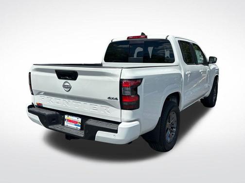 Glacier White 2026 Nissan Frontier SV