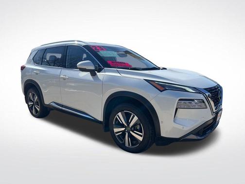 White 2023 Nissan Rogue SL