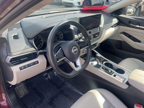 2023 Nissan Altima 2.5 SL