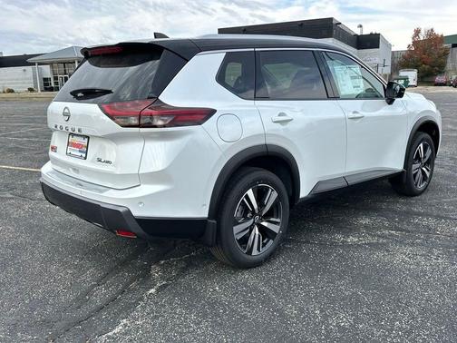 2025 Nissan Rogue SL