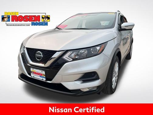 2022 Nissan Rogue Sport SV
