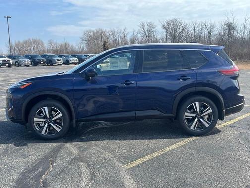 2025 Nissan Rogue SL