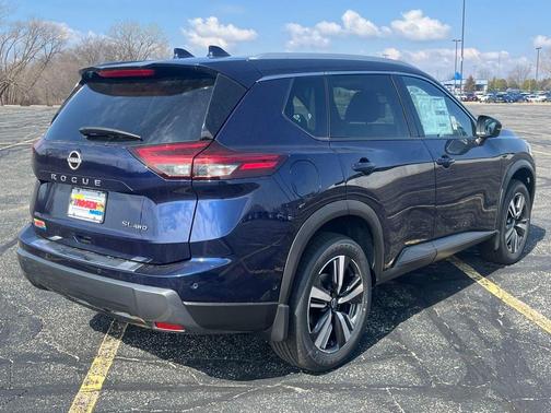 2025 Nissan Rogue SL