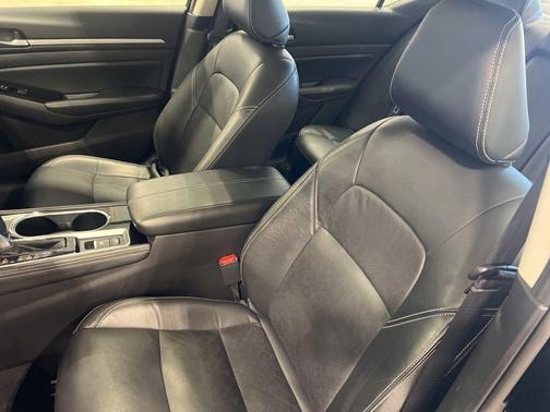 2024 Nissan Altima 2.5 SL