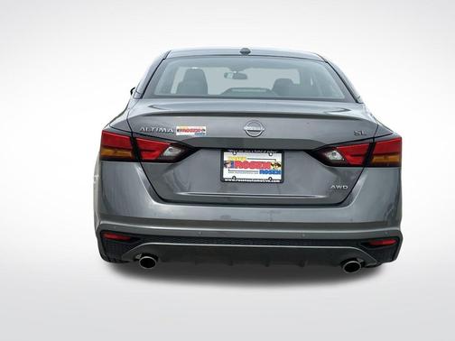 2025 Nissan Altima SL