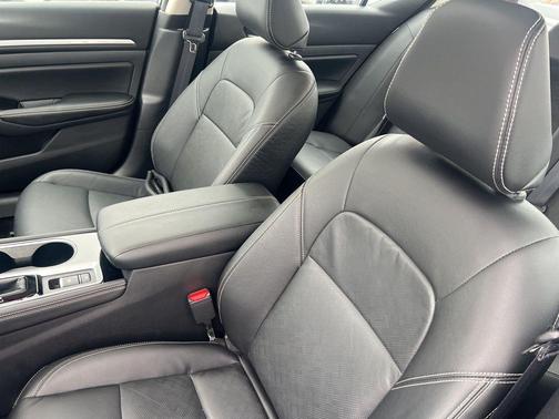 2025 Nissan Altima SL