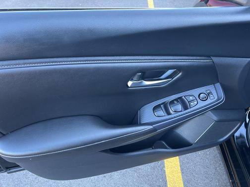 Black 2023 Nissan Sentra S