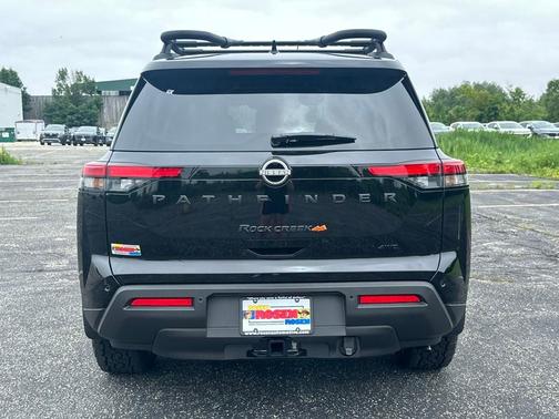 2025 Nissan Pathfinder Rock Creek