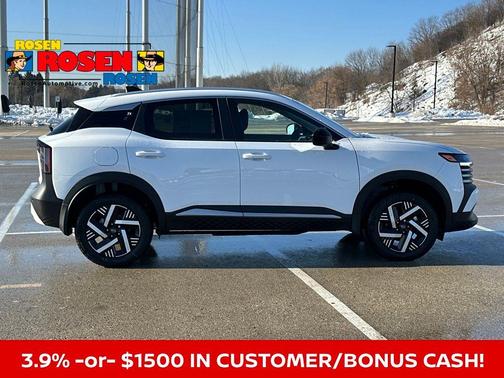 2026 Nissan Kicks SV