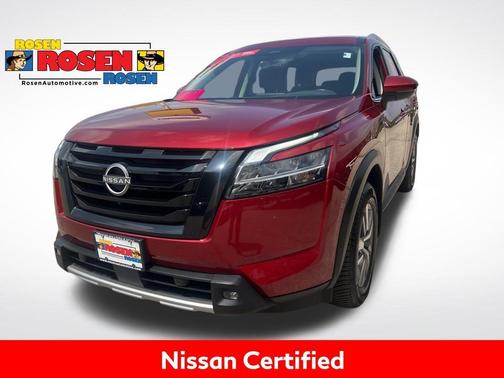 2022 Nissan Pathfinder SL