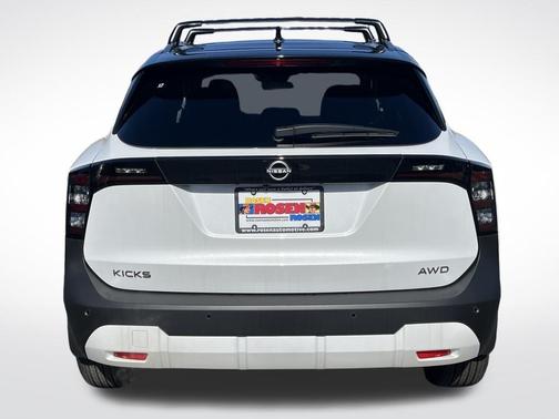 2026 Nissan Kicks SV