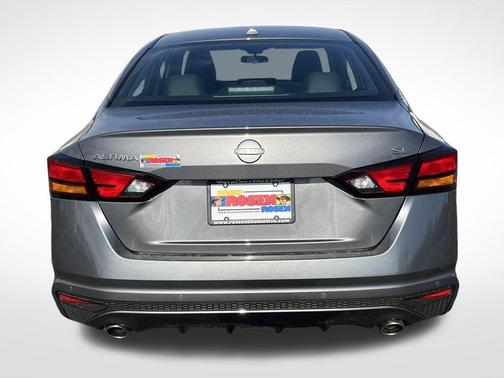 2025 Nissan Altima SL
