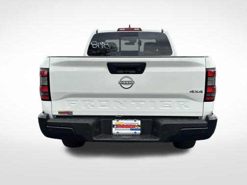 2025 Nissan Frontier S