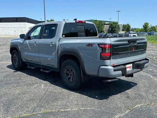 2025 Nissan Frontier PRO-4X