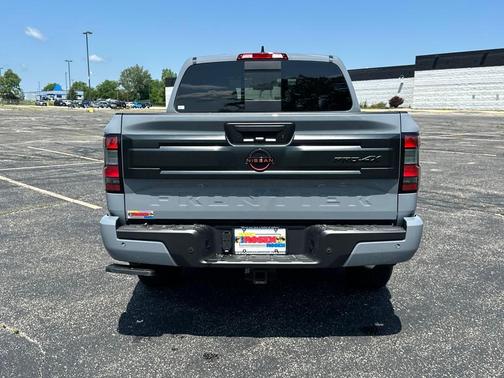 2025 Nissan Frontier PRO-4X
