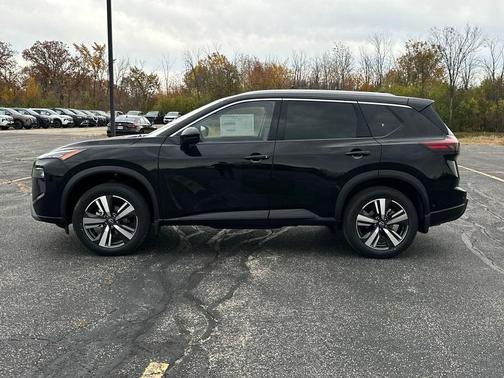 2025 Nissan Rogue SL