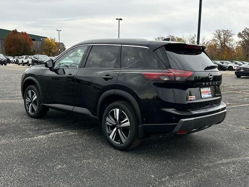 2025 Nissan Rogue SL